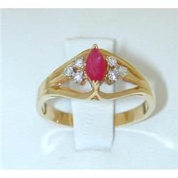 397 14K Gold Ruby Ring w/Diamond