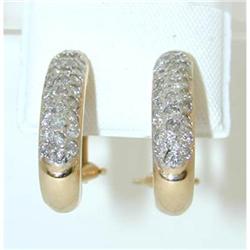 1998 14k Gold Earrings w/Diamond