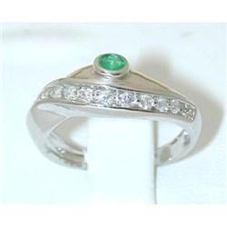 7717 BB Platinum w/Emerald/Diamonds Ring.