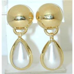 2144 18K Gold Pearl Earrings