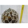Image 8 : Large Vintage Glass Japanese Fishing Float w/ Rope Net 14" Diameter