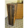 Image 43 : Vintage Louis Vuitton Monogram Depose Armoire Trunk w/ Initials M.H. 44" x 22" x 22"H