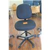 Image 2 : Rolling Black Upholstered Office Chair w/ Footrest Ring