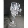 Image 8 : Qty 5 Stemmed Wine Glasses