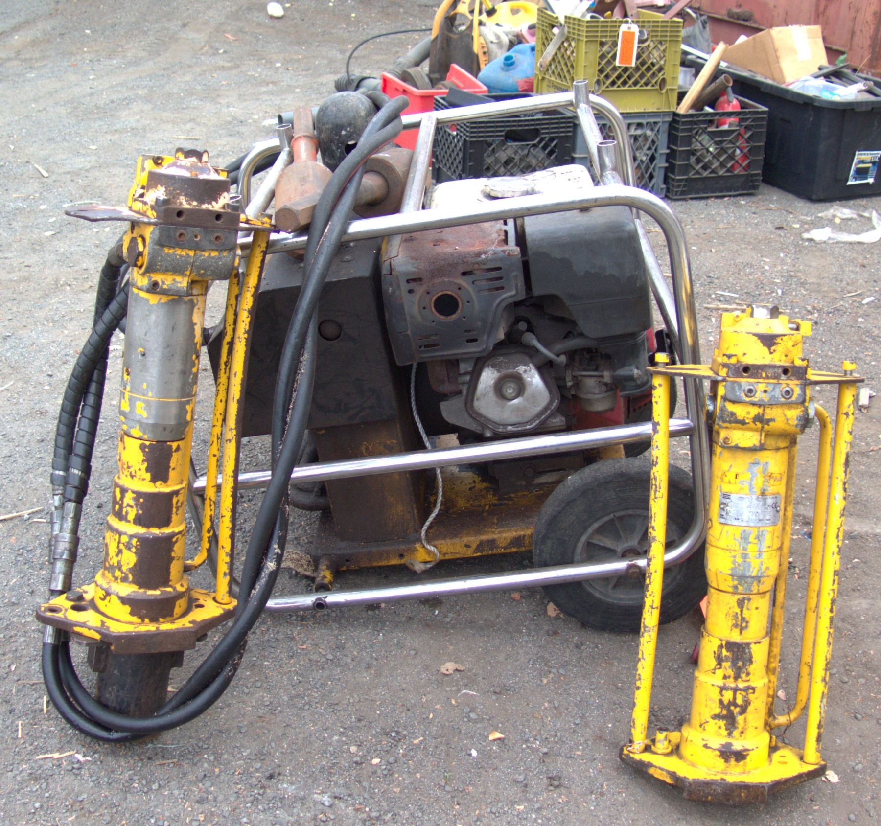 Atlas Copco Power Pack Hydraulic LP 13-30 P & 2 Post Rod Drivers LPD-T