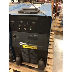 MILLER AUTO INVISION WELDER