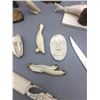 Image 8 : Group of Numerous Ivory and Bone Pieces
