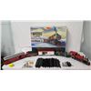 Image 1 : Bachmann Wonderland Flyer Train w/ Locomotive, Gift Cars, Caboose & Track