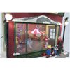 Image 8 : Mr. Christmas 'Hyde Park Animated Village - It's Always Christmas'