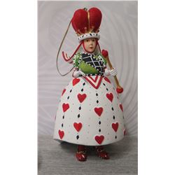 Queen of Hearts Figurine w/ Crown, Scepter & Maker's Mark PB* - 6.5" Tall