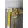 Image 24 : Misc Silver & Gold Colored Bows, Snowflakes & Décor