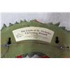 Image 8 : Thomas Kinkade The Light of St. Nicholas Wreath Wall Hanging, Limited Edition, 15" Dia.