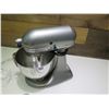 Image 2 : Kitchen Aid Artisan Countertop Mixer w/ Bowl & Attachments