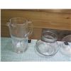 Image 2 : Glass Pitcher, Bud Vase & Round Container