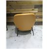 Image 8 : Wendelbo Tan Hug Lounge Chair w/ 4 Legs