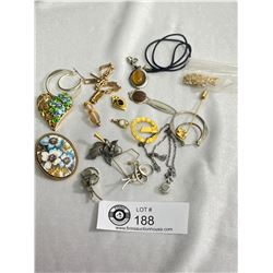 A Quanity Of Vintage Jewelery Pins, Necklaces, Etc