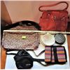 Image 1 : LOT 6 PURSES