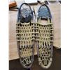 Image 1 : Vintage Snowshoes