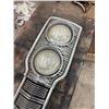 Image 4 : 1960'S PLYMOUTH/DODGE GRILL + HEADLIGHTS