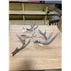 Image 1 : 4 DEER SHEDS
