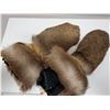 Image 2 : Fur and leather gauntlets, lined, 18” long