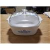 Image 1 : 2.5 quart blue corn flower casserole dish