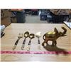 Image 1 : BRASS ELEPHANT AND SERVING SET