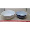 Image 1 : 2 Pyrex Bowls