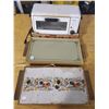 Image 1 : 2 vintage warming trays & Betty Crocker toaster oven