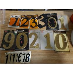 18 house letters, mostly brass