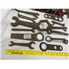 Image 1 : 12 Vintage Wrenches