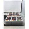 Image 7 : BINDER OF BASKETBALL CARDS