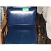 Image 1 : 5 BLUE VINYL WOOD ARM CHAIRS