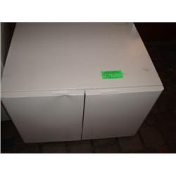 COPIER STAND ON WHEELS