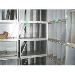 STACKABLE STORAGE UNITS