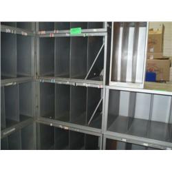 STACKABLE STORAGE UNITS