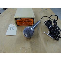 Microphone