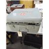 Image 1 : Test equipment