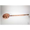 Image 1 : Hand hammered copper bed warmer
