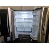 Image 2 : SAMSUNG FRENCH DOOR FRIDGE MODEL RF197ACRS MISSING TRAYS
