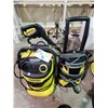 Image 2 : 3 KARCHER PRESSURE WASHER & SHOP VAC MAY NEED REPAIRS AND/OR MISSING PIECES