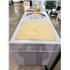 Image 2 : LARGE ROLLING TABLE