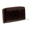 Image 3 : Louis Vuitton Amarante Vernis Monogram Zippy Wallet