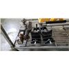 Image 1 : Two hitches and two brackets