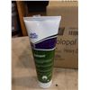 Image 2 : CASE OF DEB SOLOPOL CLEASSIC HEAVY DUTY HAND CLEANSER 12 250ML TUBES