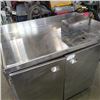 Image 2 : STAINLESS SHOP CABINET