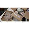 Image 1 : Box of cookie jars and tray of jewelry