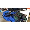 Image 2 : SANYO BOOMBOX AND HIKIN PACK