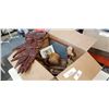 Image 1 : BOX OF WOODEN COLLECTIBLES