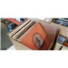 Image 2 : BOX OF MOODY BLUES AND OTHER RECORDS